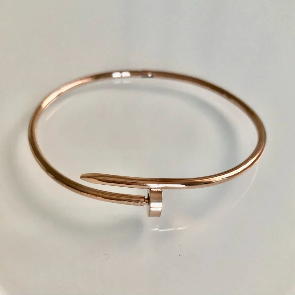 Rose Gold Small Model Nail Bracelet - Picture 7 of 9
